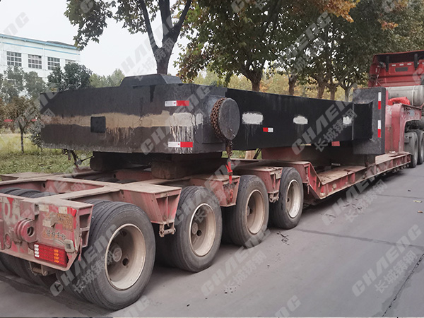 國內客戶采購的2件單重75噸軋機牌坊已成功發貨