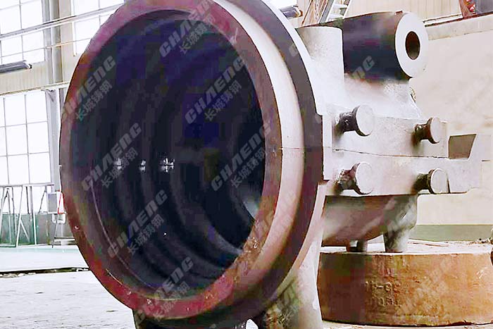 <strong>5</strong>件單重80噸汽輪機汽缸發貨