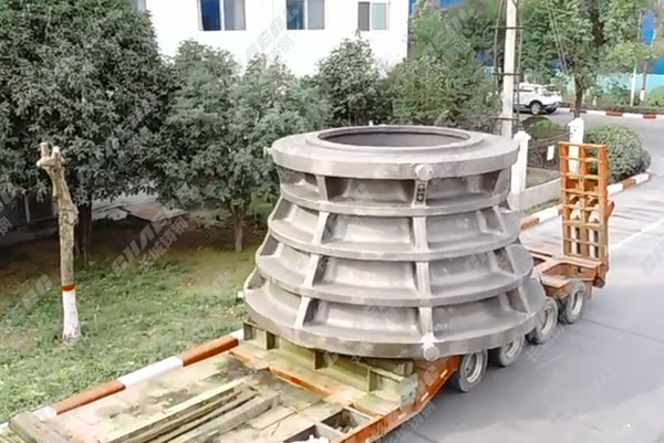 大型鑄鋼件廠(chǎng)家鑄造破碎機(jī)架體工藝解析