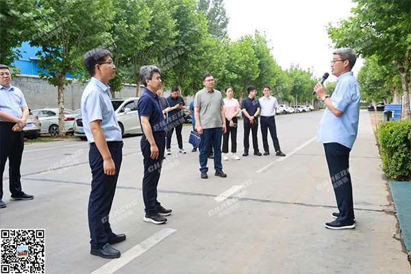 省政府辦公廳政策法規處處長呂飛科一行蒞臨長城鑄鋼調研指導