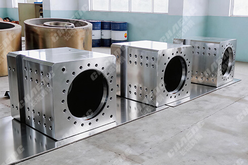 擠壓機(jī)油缸